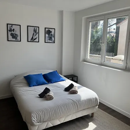 Claire Apartman