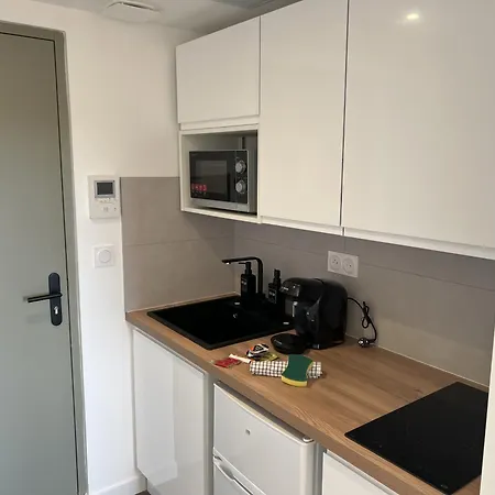 Claire Apartman